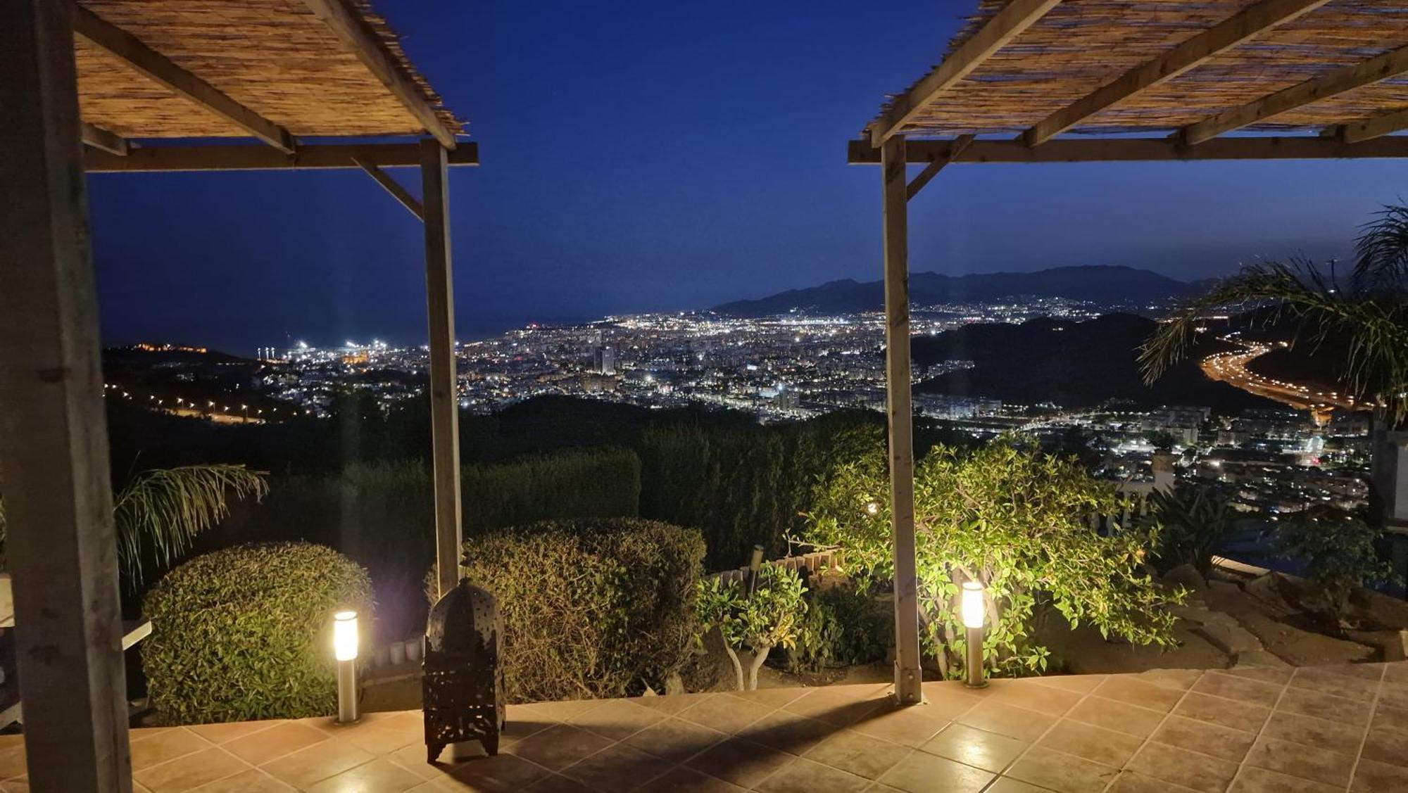 Villa Angel Málaga Exteriör bild